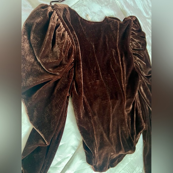 NWT Free People Velvet Fluffy Shoulder Blouse Small - Picture 2 of 12